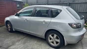Mazda Axela 2006 photo 4