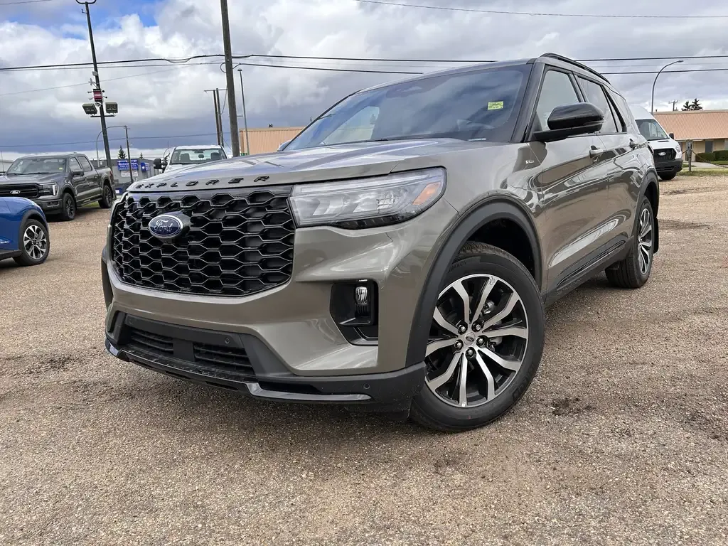 Ford Explorer 2026 photo 2