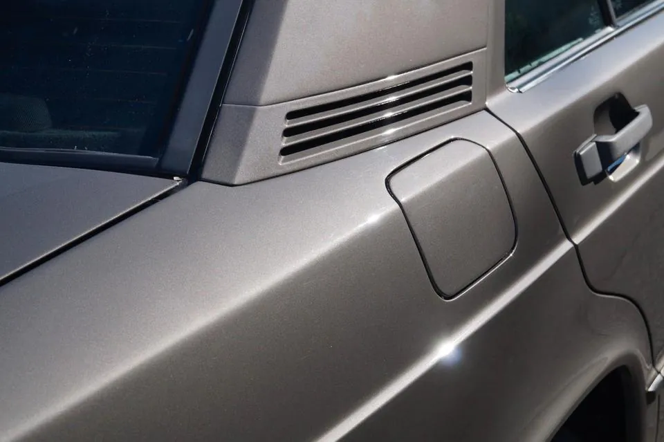 Mercedes-Benz 190 E