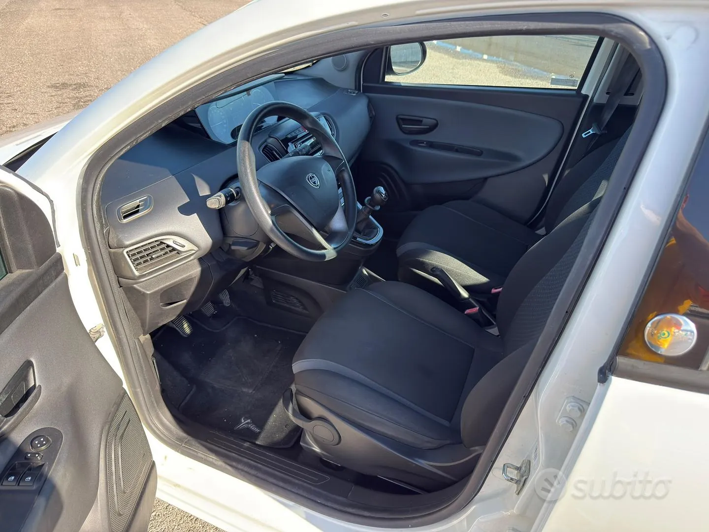 Lancia Ypsilon 2016 photo 5