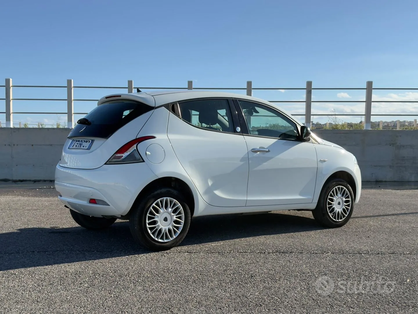 Lancia Ypsilon 2016 photo 3