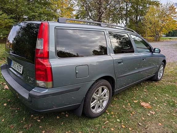 Volvo V70 2004 photo 3
