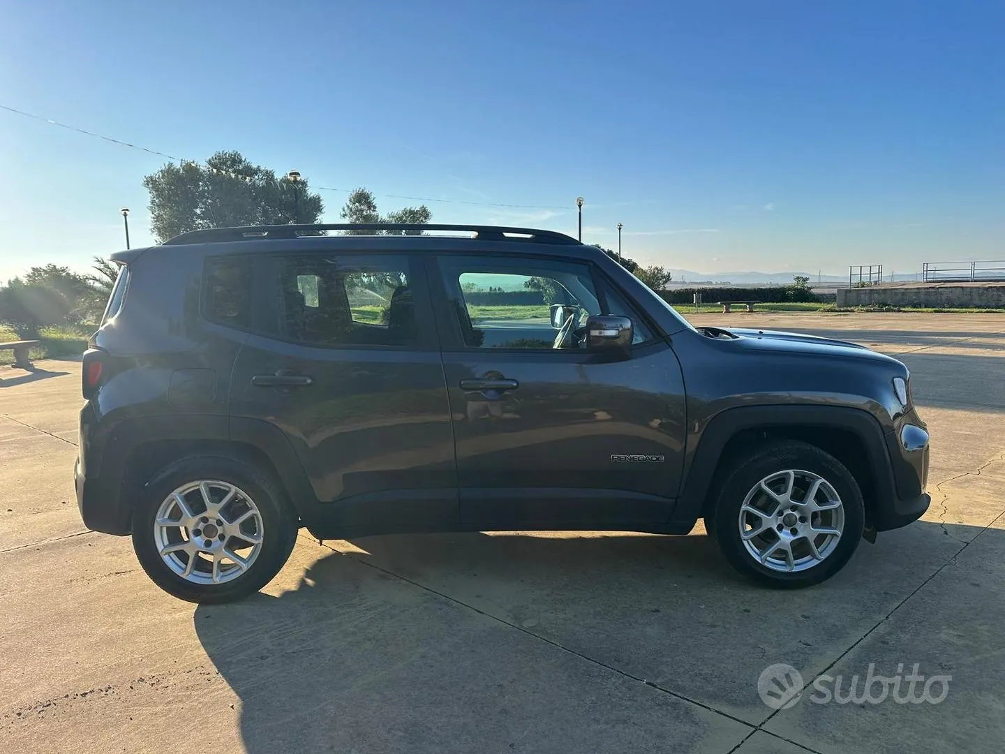 Jeep Renegade 2019 photo 2