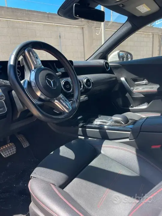 Mercedes-Benz A-Class 2019 photo 3