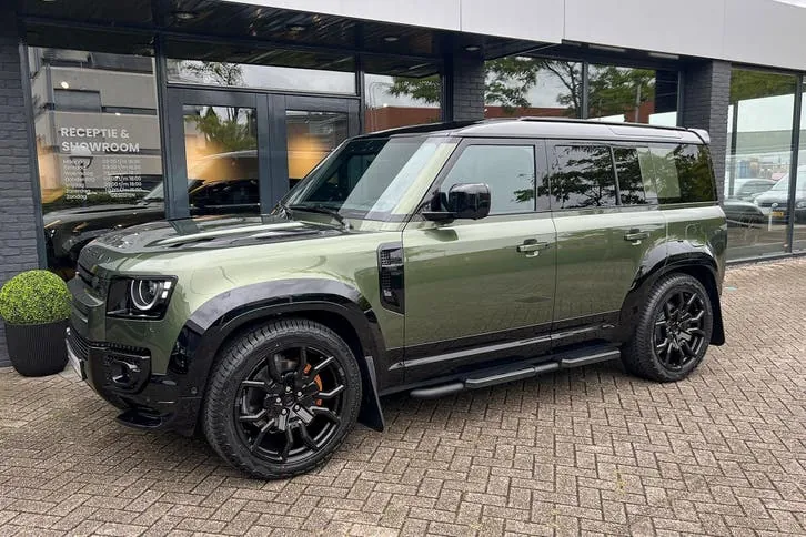 Land Rover Defender 2026 photo 3