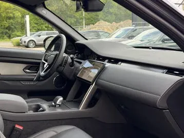 Land Rover Discovery Sport 2025 photo 3