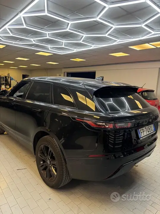 Land Rover Range Rover Velar 2018 photo 4