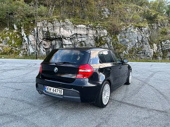 BMW 116D 2009 photo 5