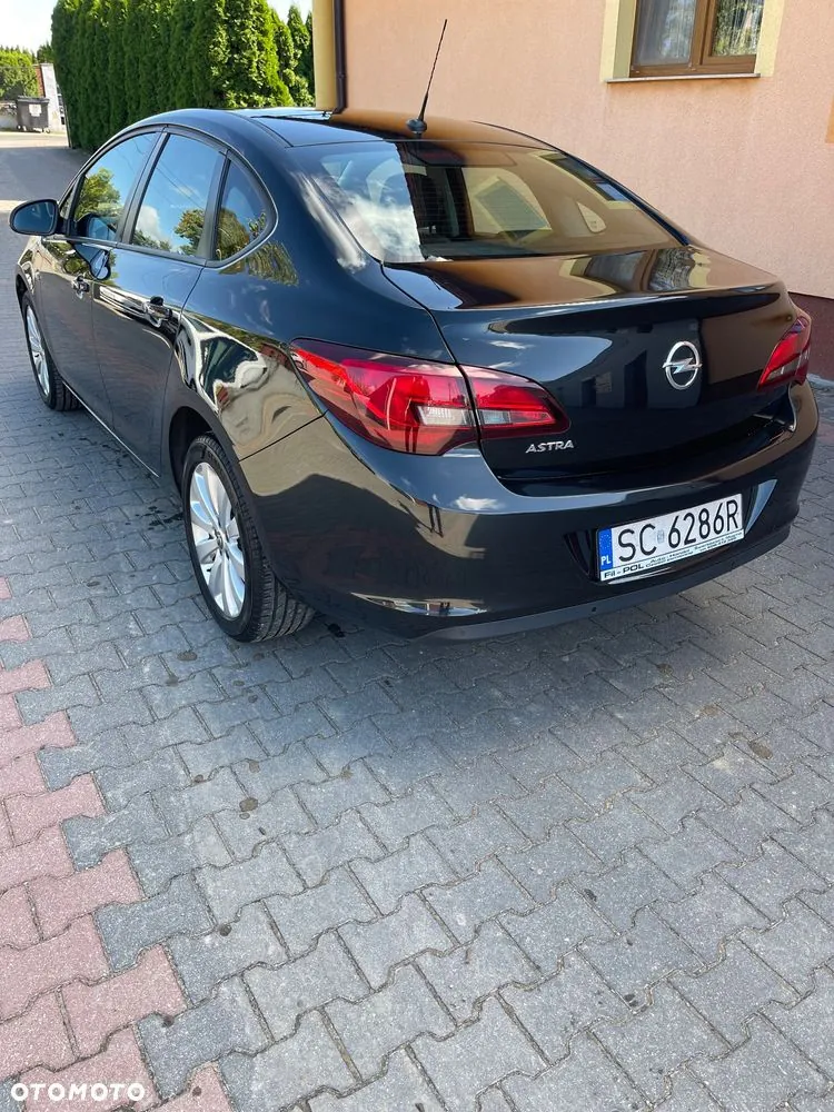 Opel Astra 2016 photo 4