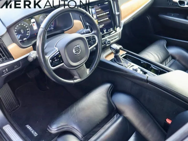 Volvo V90 2019 photo 2