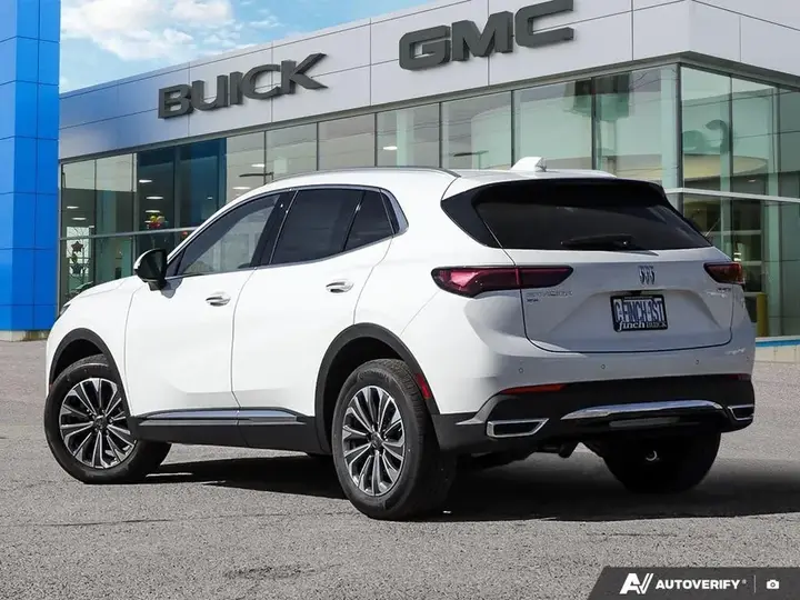 Buick Envision 2026 photo 4