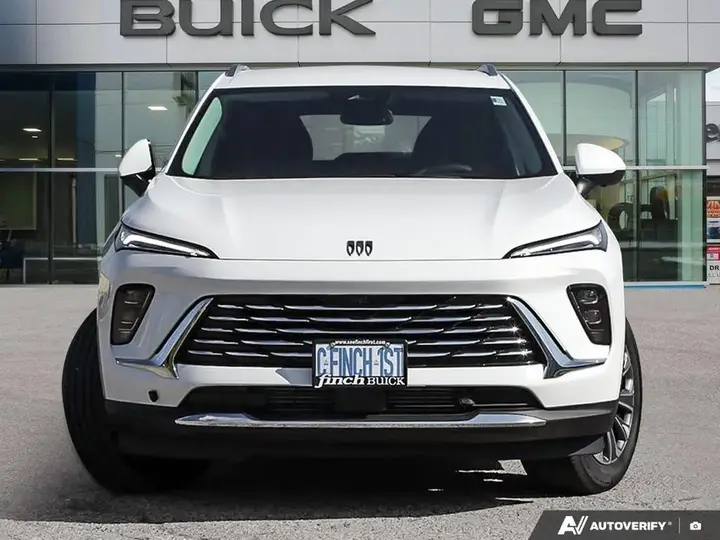 Buick Envision 2026 photo 2