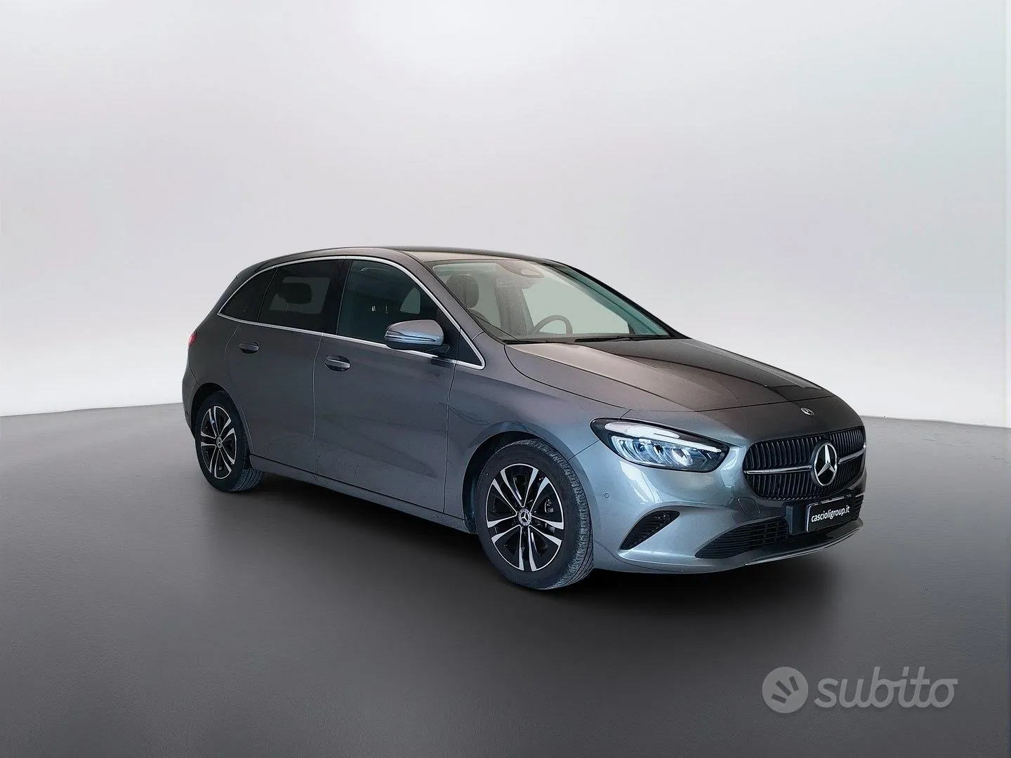Mercedes-Benz C-Class 2025 photo 3