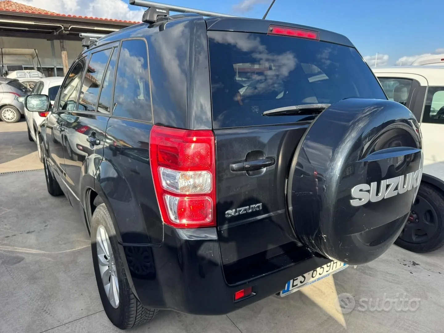 Suzuki Grand Vitara 2011 photo 2