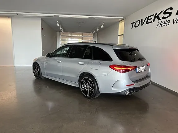 Mercedes-Benz C300 2022 photo 2