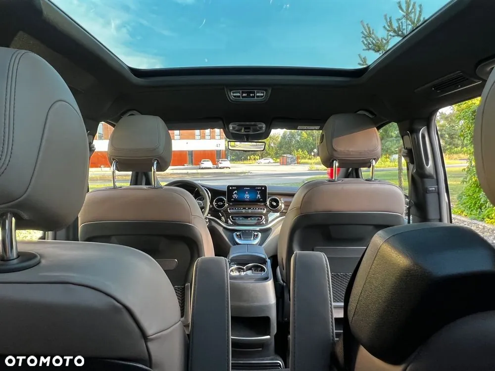 Mercedes-Benz V-Class 2022 photo 4