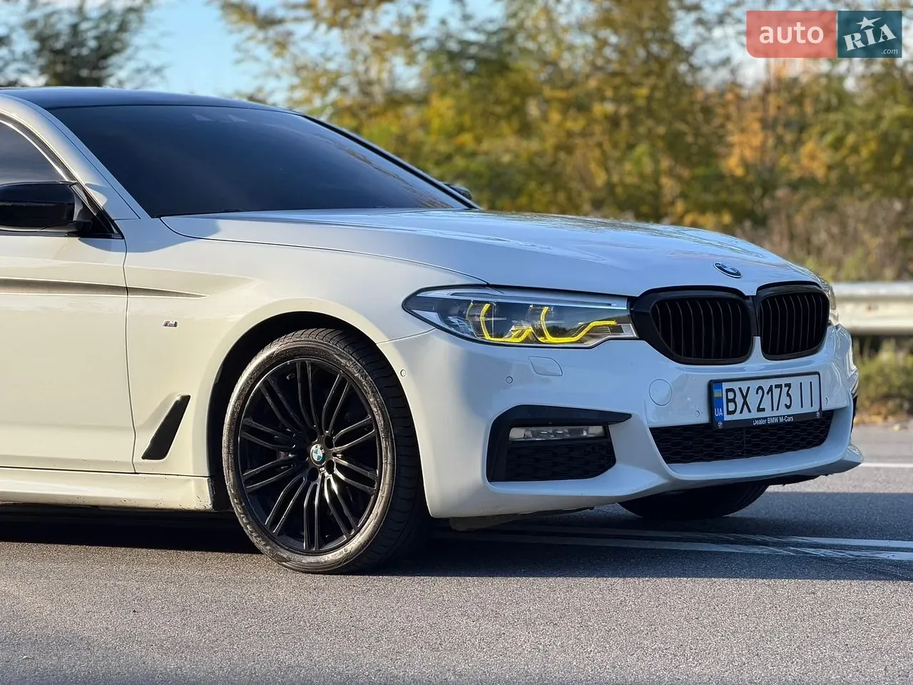 BMW 5 Series 2018 photo 3