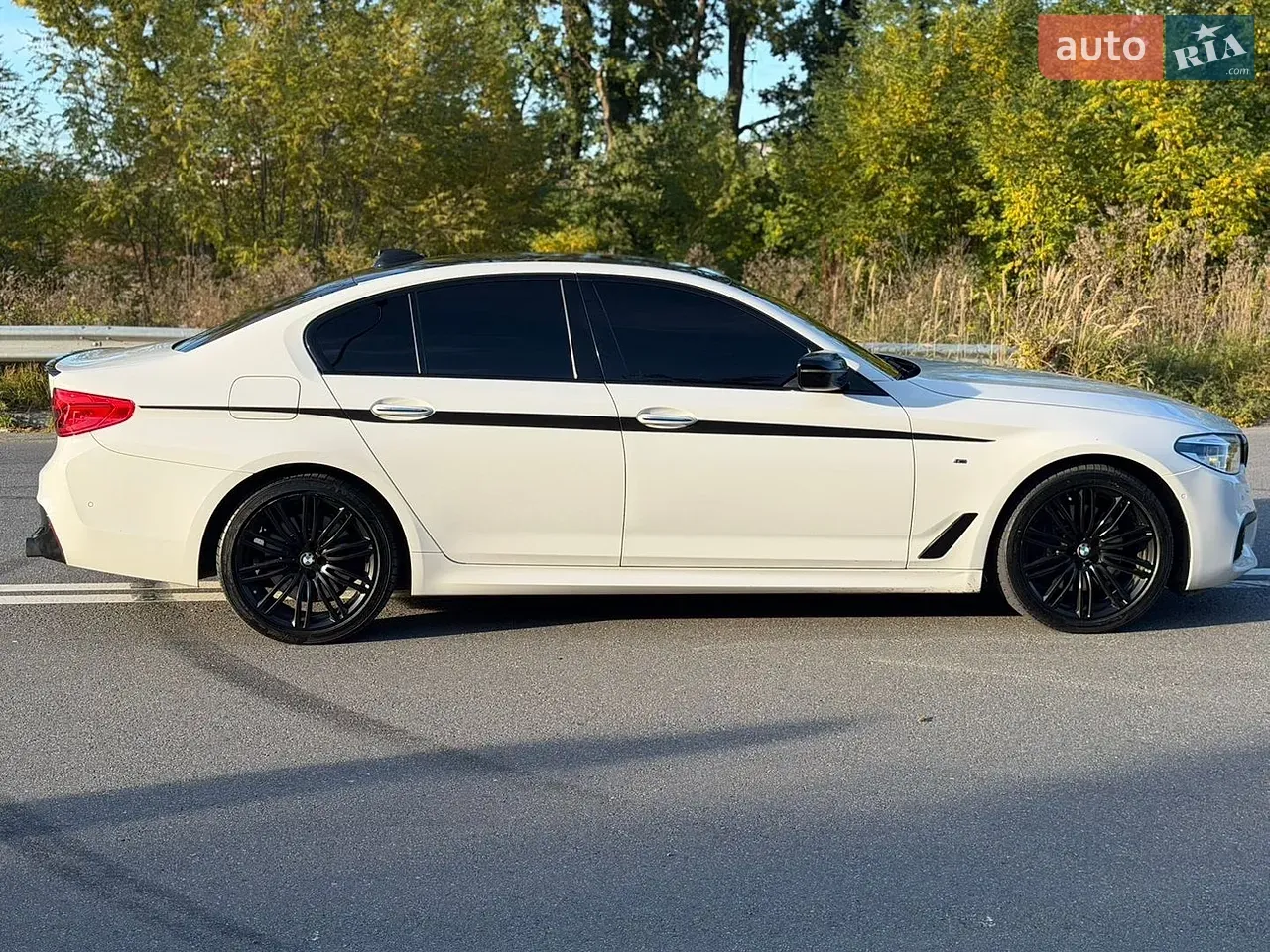 BMW 5 Series 2018 photo 5