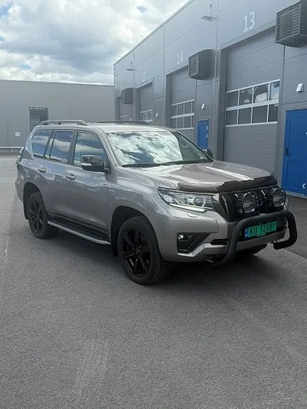 Toyota Land Cruiser 2022 photo 2