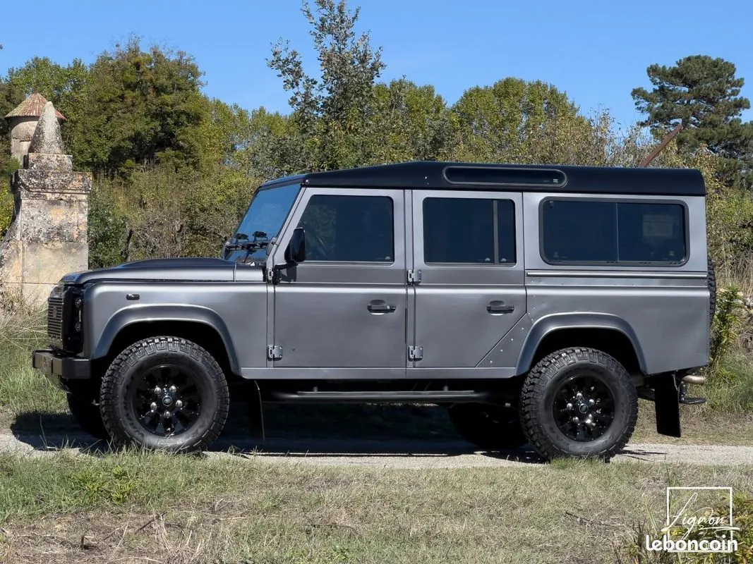 Land Rover Defender 2014 photo 3