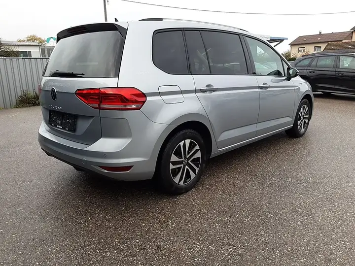 Volkswagen Touran 2026 photo 3
