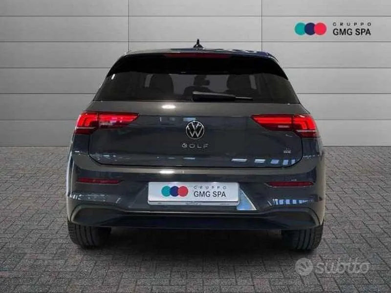 Volkswagen Golf 2025 photo 4