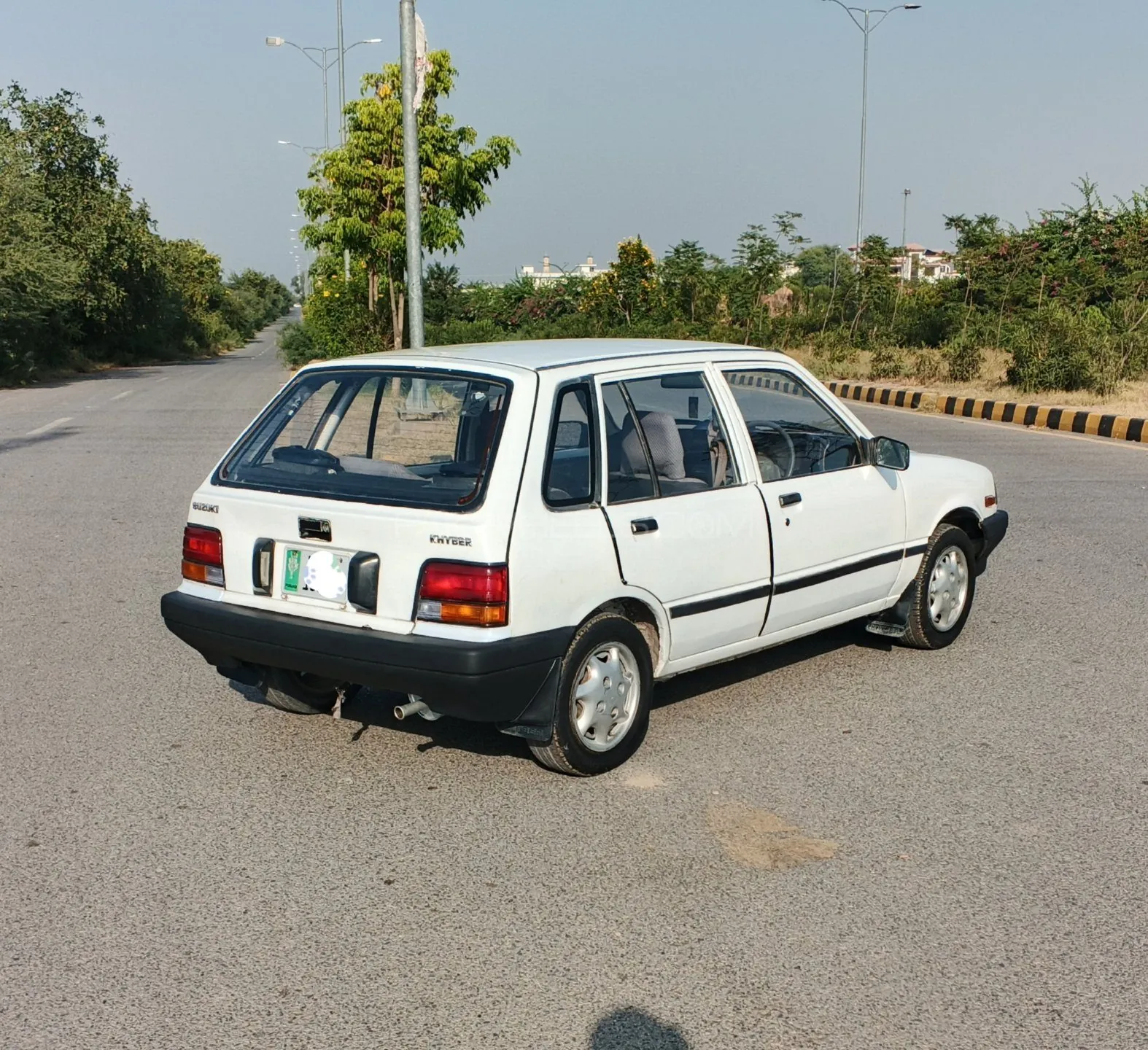 Suzuki Khyber
