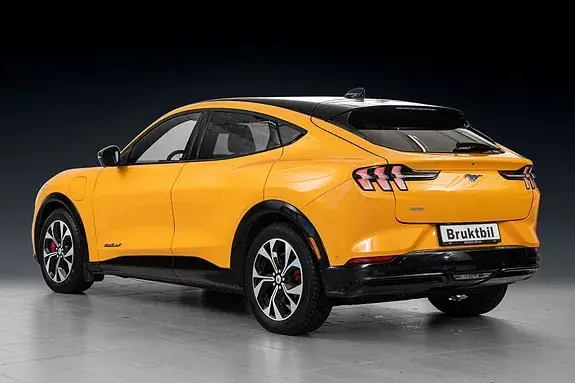 Ford Mustang Mach-E 2023 photo 4