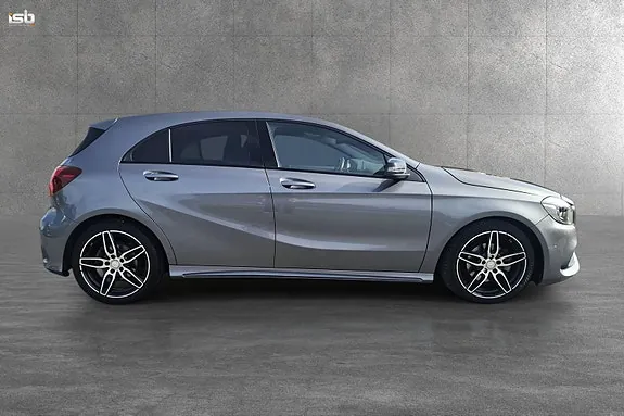 Mercedes-Benz A180 2016 photo 2