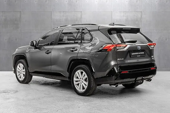 Toyota Rav4 2023 photo 3