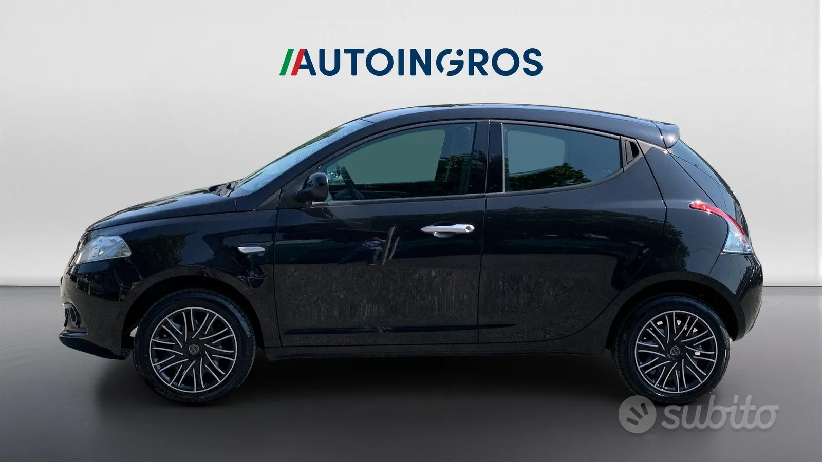 Lancia Ypsilon 2023 photo 2