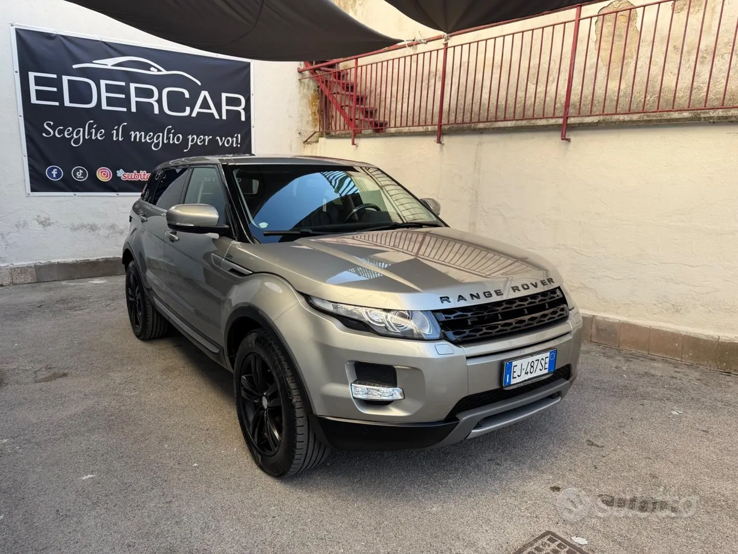 Land Rover Range Rover Evoque 2011 photo 3