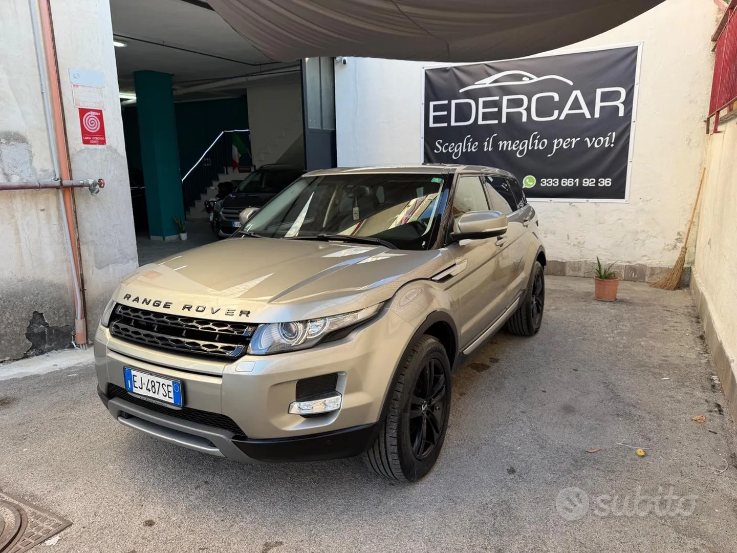 Land Rover Range Rover Evoque 2011 photo 4