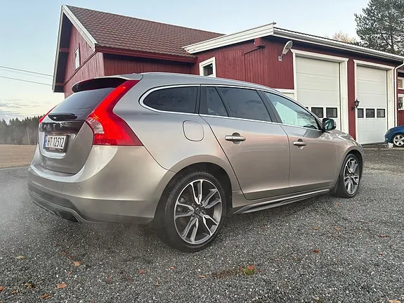 Volvo V60 2014 photo 5