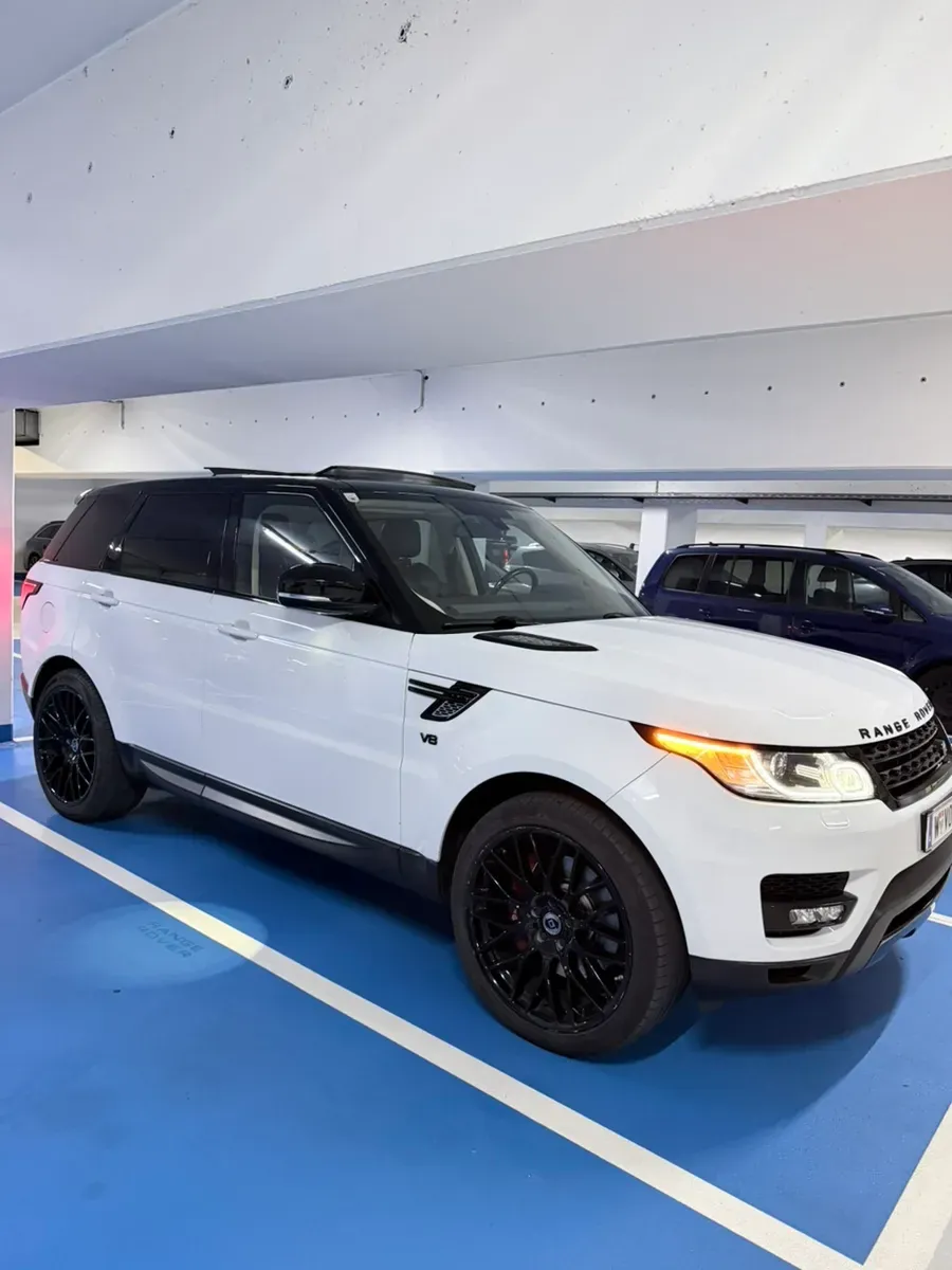 Land Rover Range Rover Sport 2014 photo 3