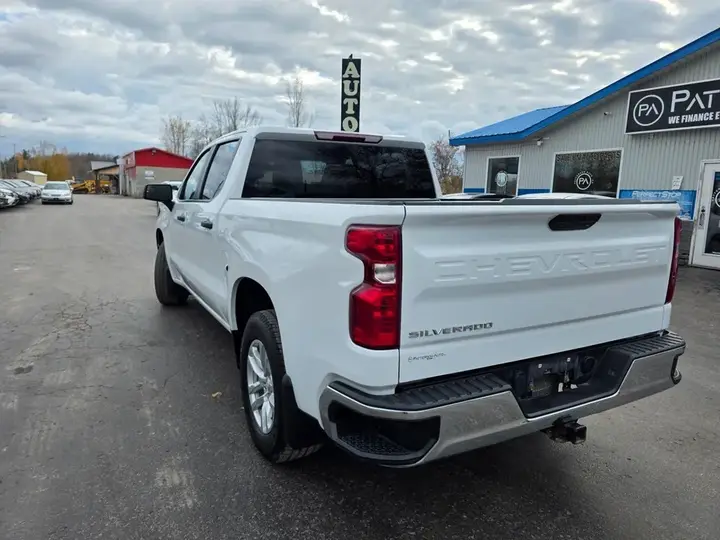 Chevrolet Silverado 1500 2022 photo 3