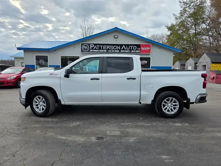 Chevrolet Silverado 1500 2022 photo 2