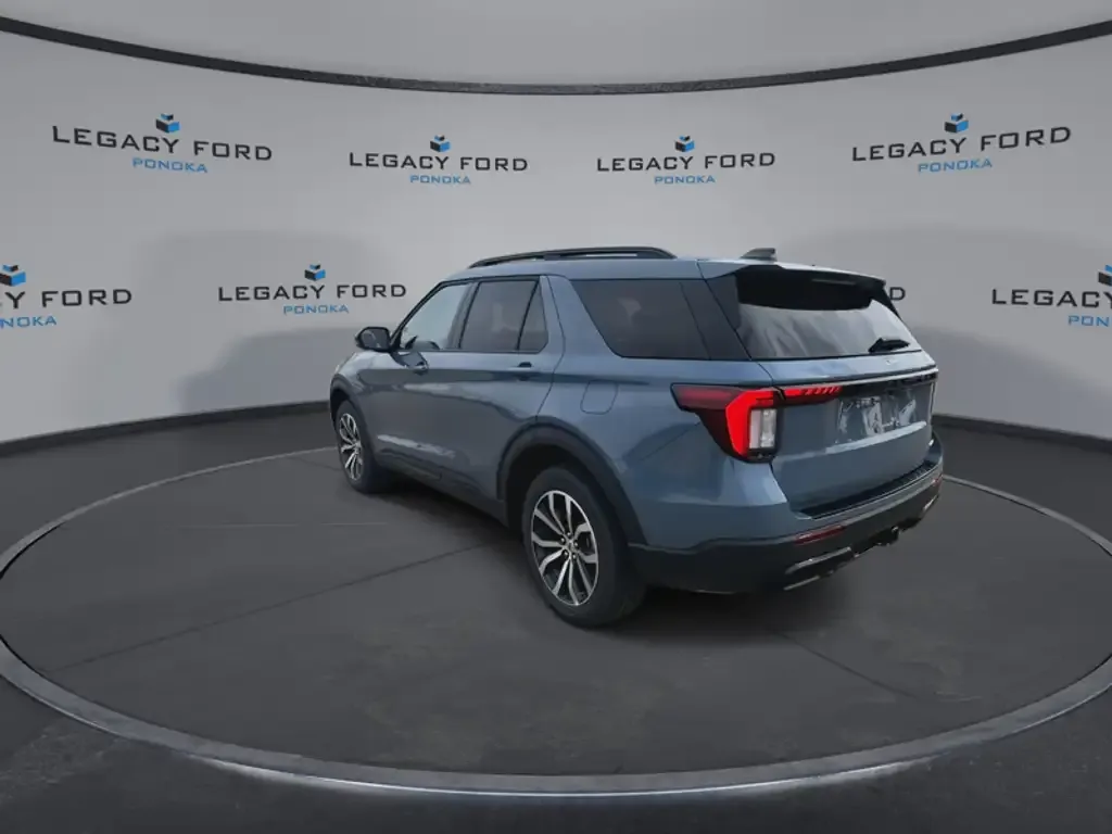 Ford Explorer 2026 photo 5