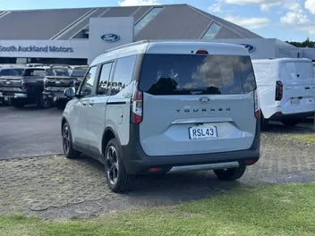 Ford Transit 2026 photo 5