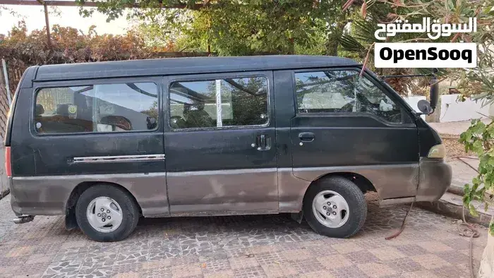 Hyundai H 100