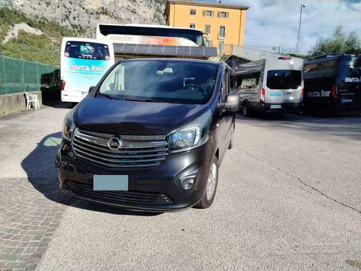 Opel Vivaro 2017 photo 2