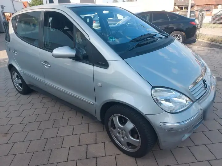 Mercedes-Benz A 160