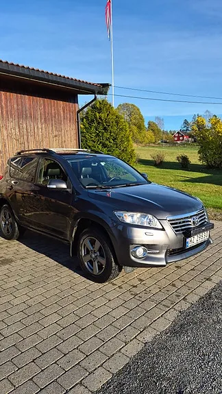 Toyota Rav4 2012 photo 2