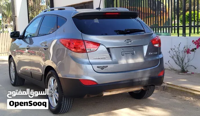 Hyundai Tucson 2011 photo 3