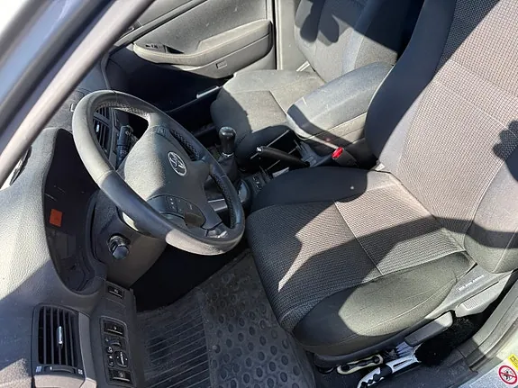 Toyota Avensis 2008 photo 5
