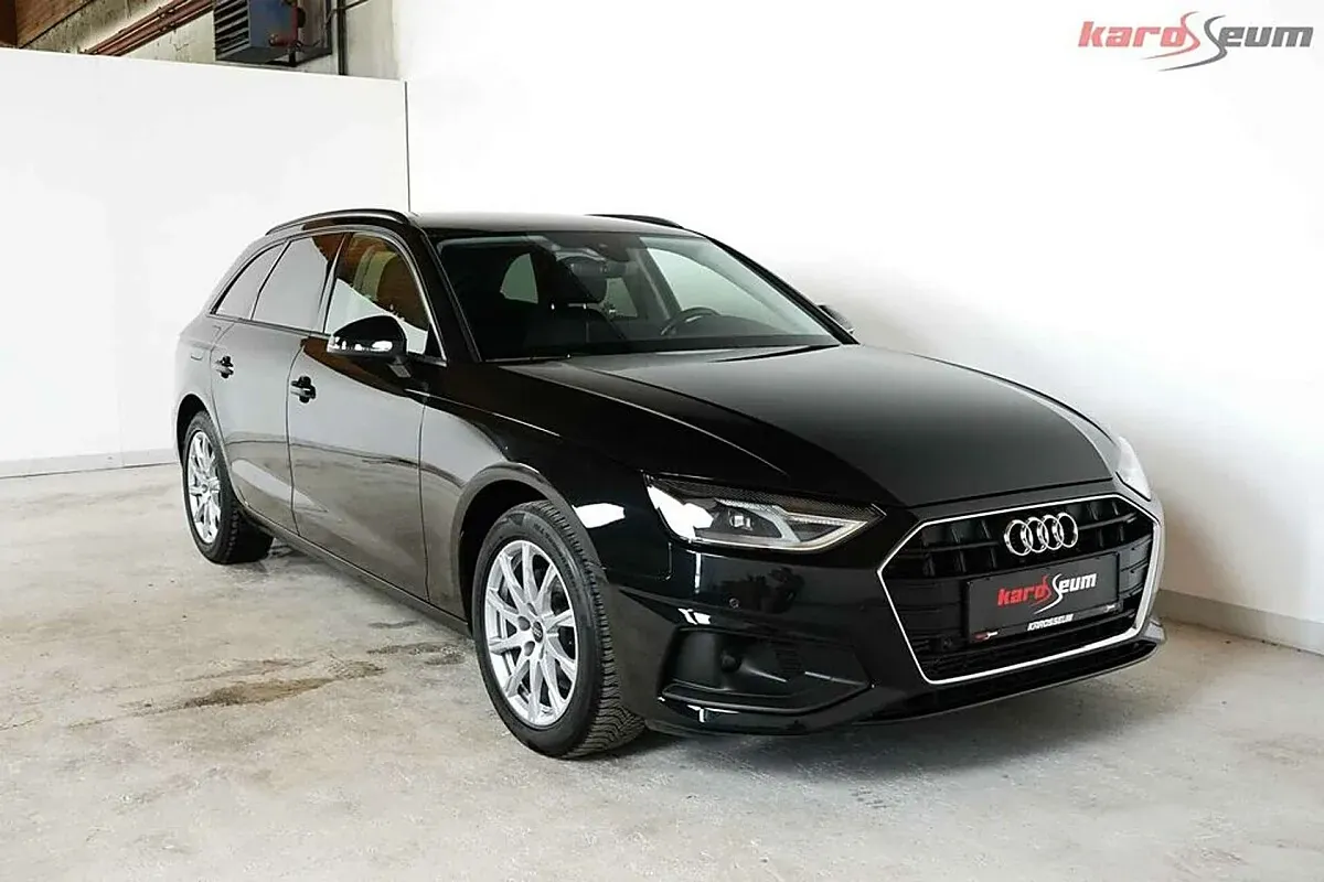 Audi A4 2022 photo 3