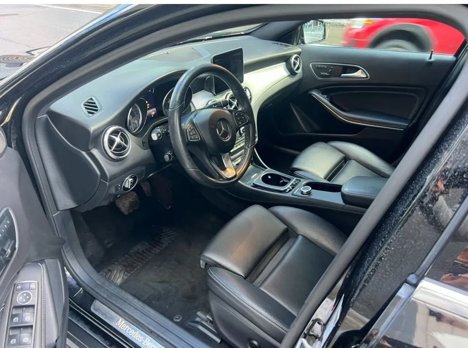 Mercedes-Benz Gla250 2017 photo 3