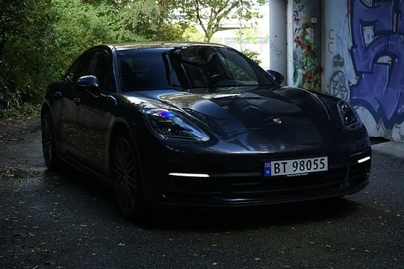 Porsche Panamera 4 2019 photo 2