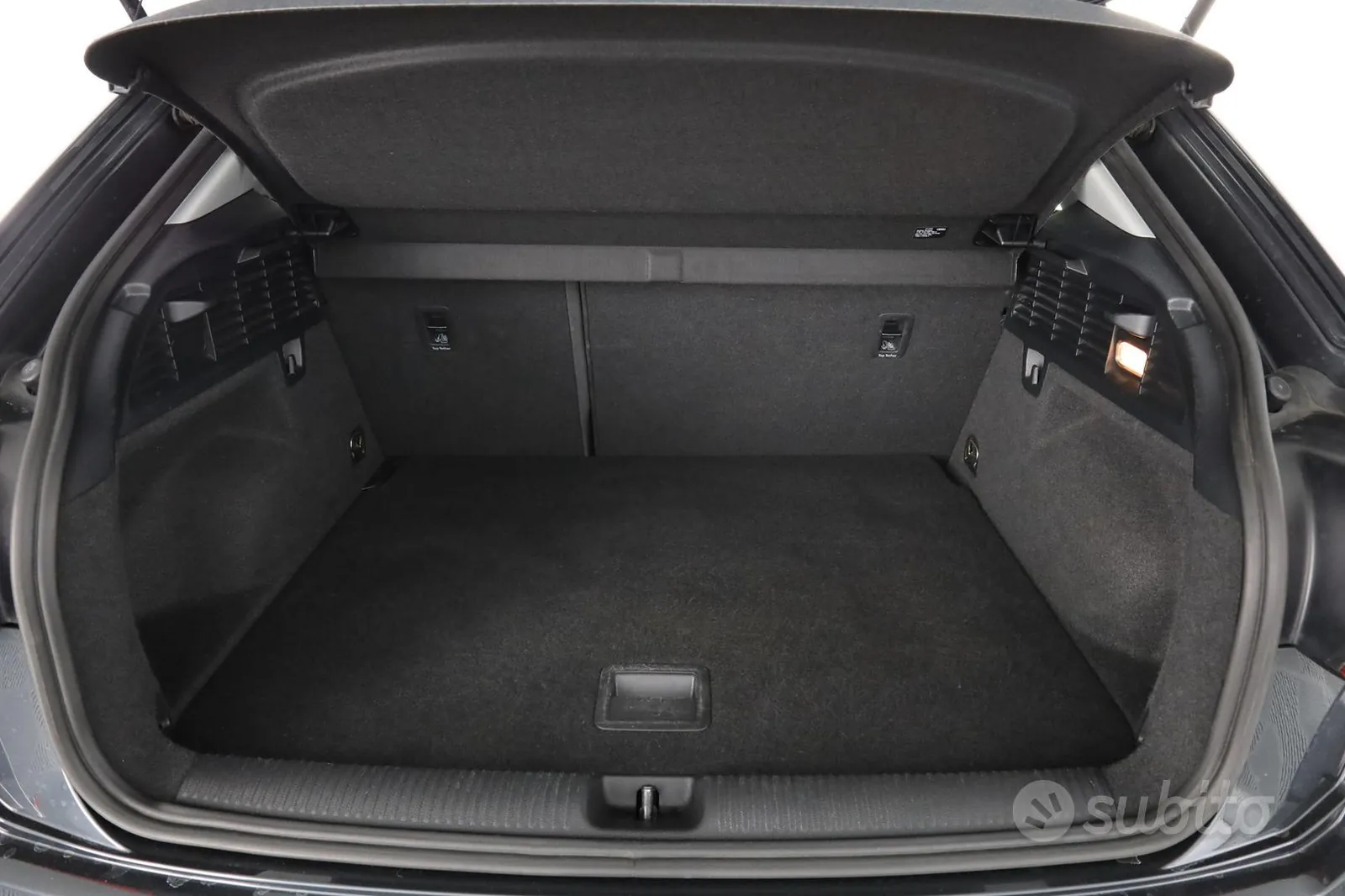 Audi Q2 2023 photo 5