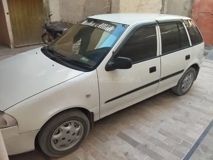 Suzuki Cultus